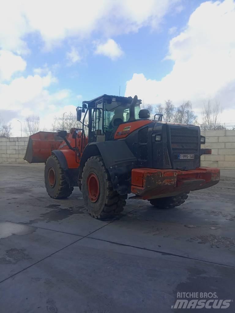 Hitachi ZW 220-6 Escavatori gommati