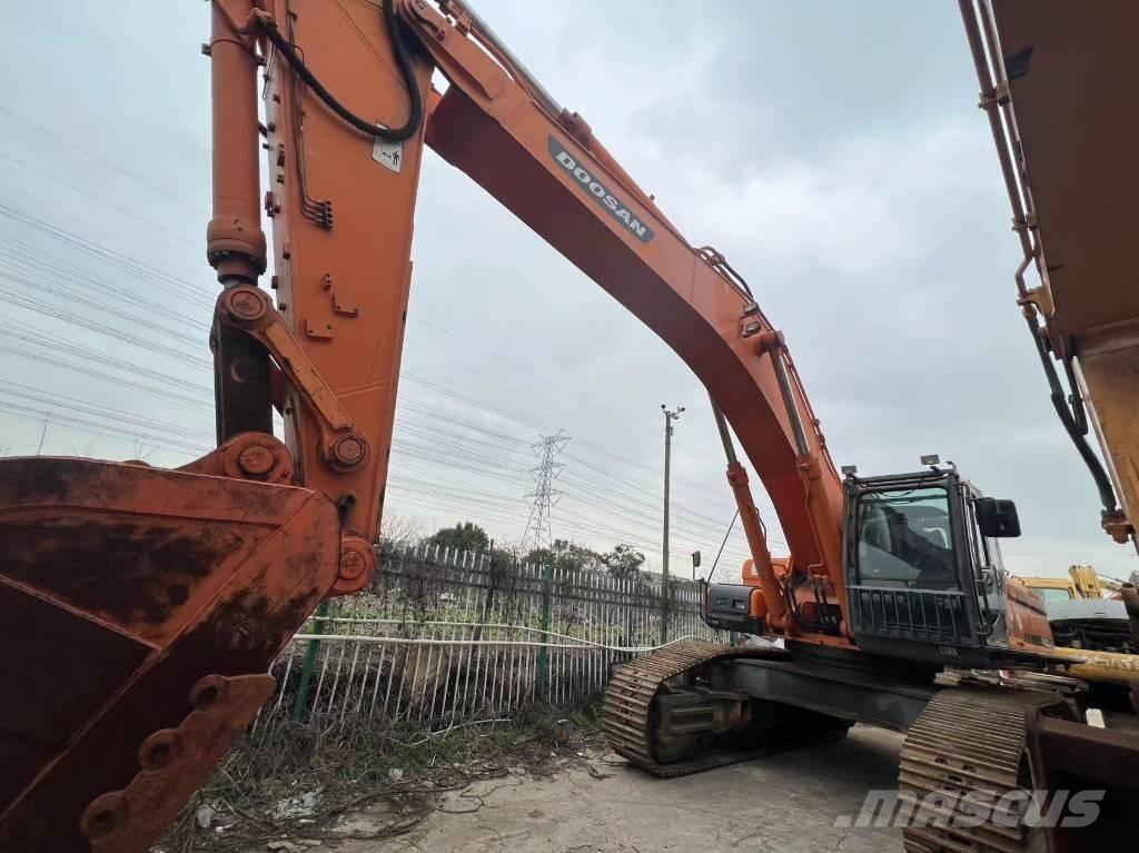 Doosan DX 500 LCA Escavatori cingolati
