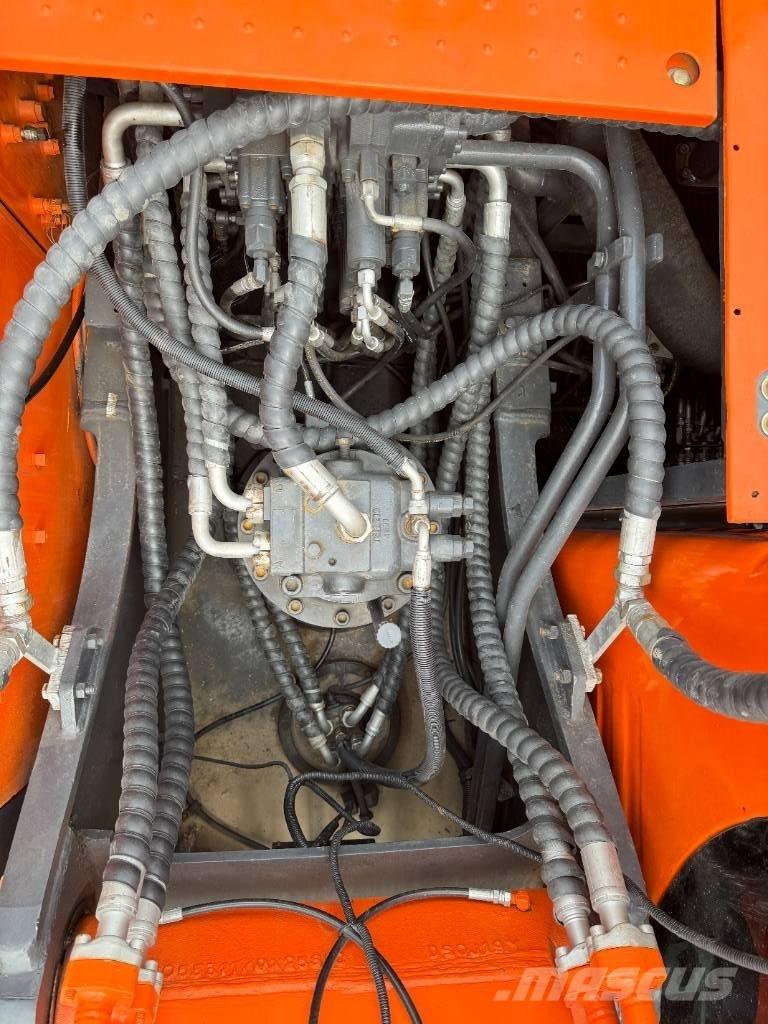 Doosan DX 300 Escavatori cingolati