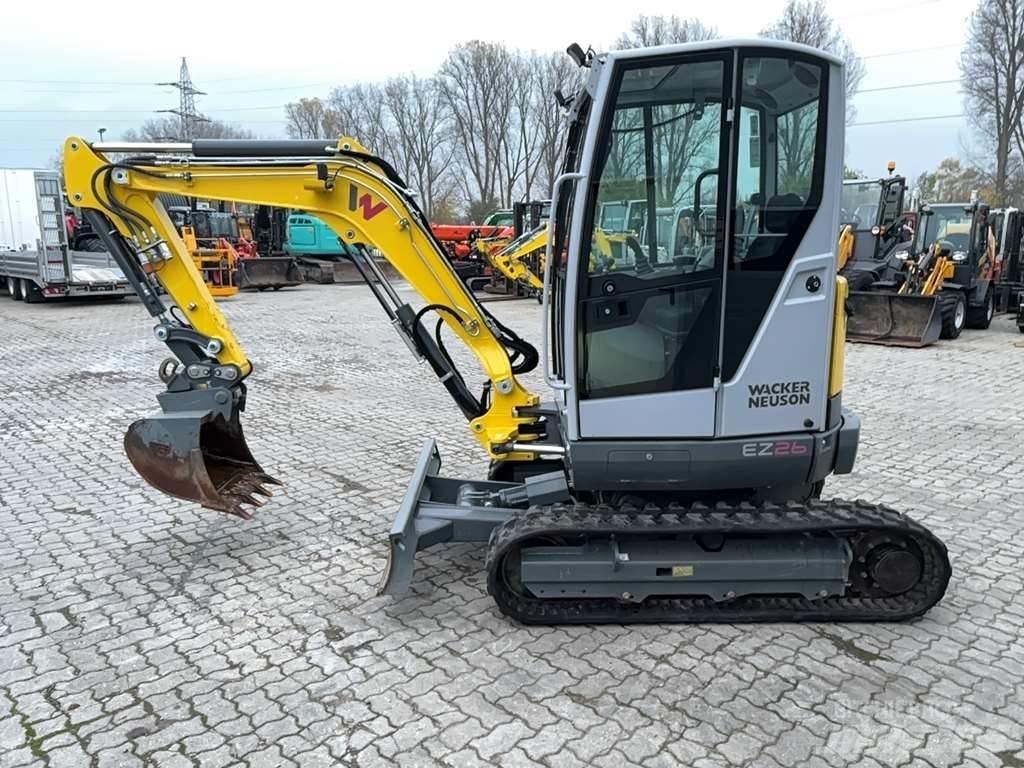 Wacker Neuson EZ26 Miniescavatori