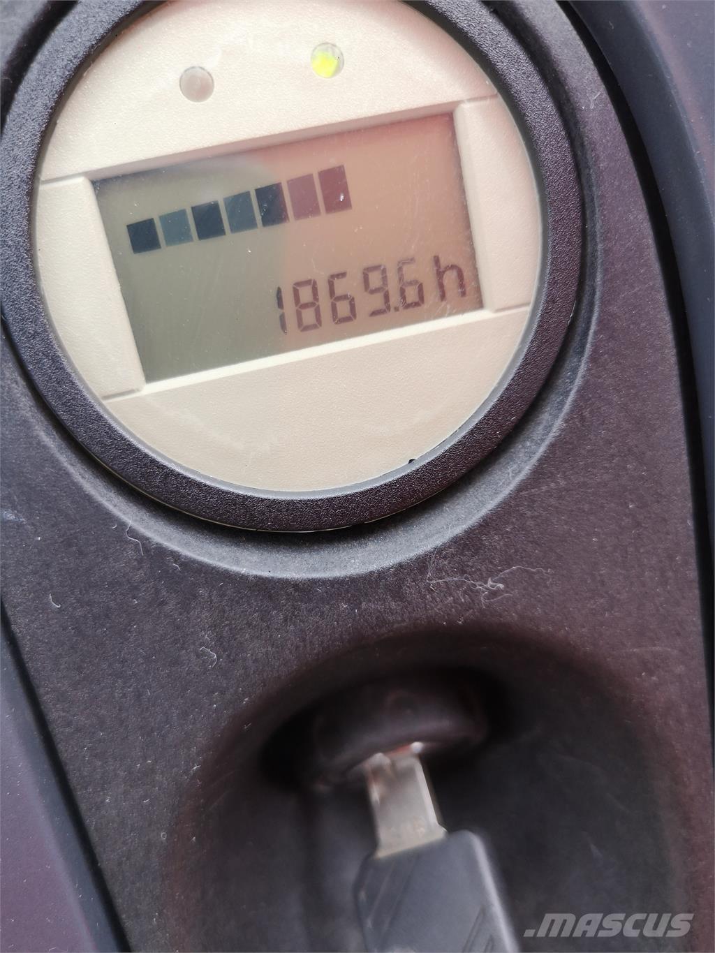 Linde T16 Li-Ion Transpallet uomo a terra