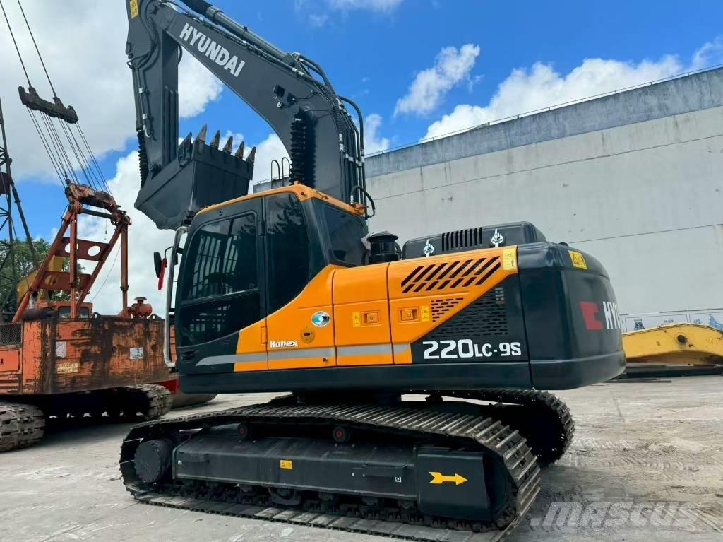 Hyundai r220lc-9s Escavatori medi 7t - 12t