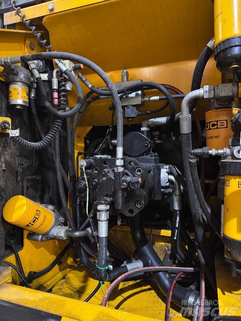 JCB JS 160 W Escavatori gommati