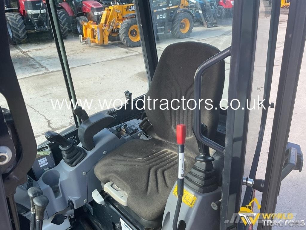 Kubota U 27-4 Miniescavatori
