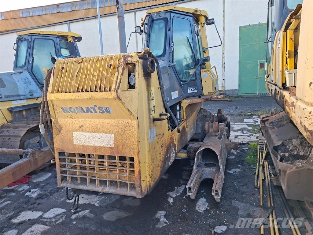 Komatsu D65EX-12 Furgoni altro