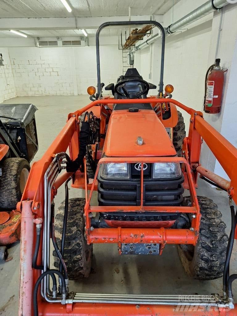 Kubota B 2710 Trattori