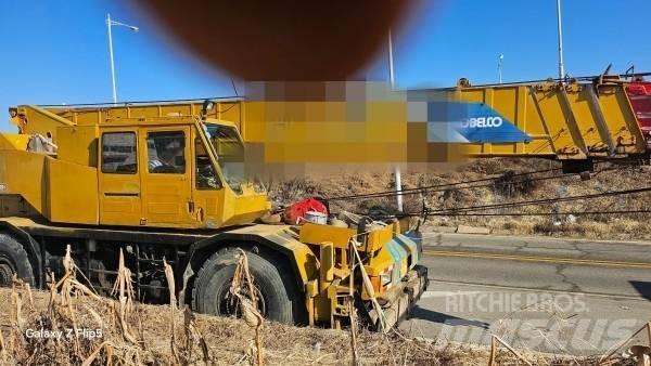 Kobelco RK 450 Gru per terreni difficili