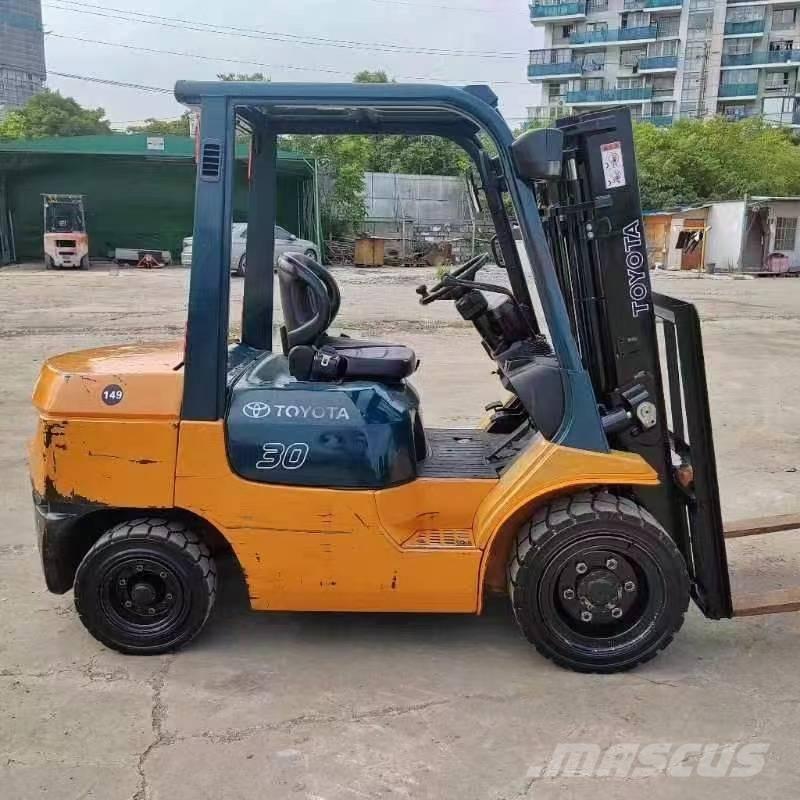 Toyota FD 30 Carrelli elevatori diesel