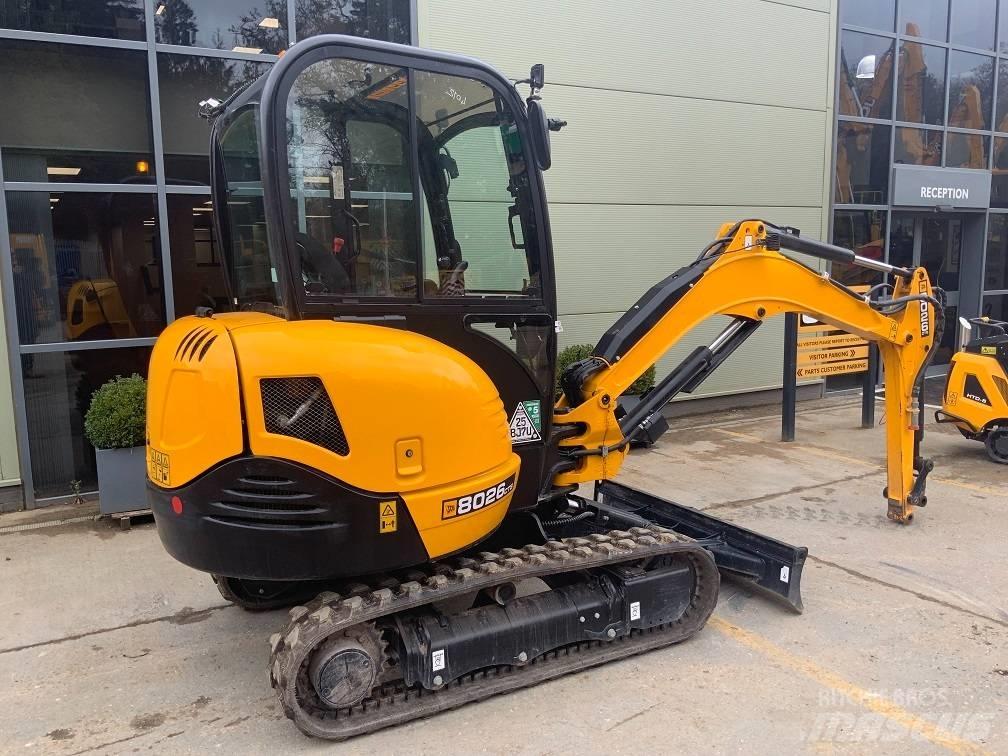 JCB 8026 CTS Miniescavatori