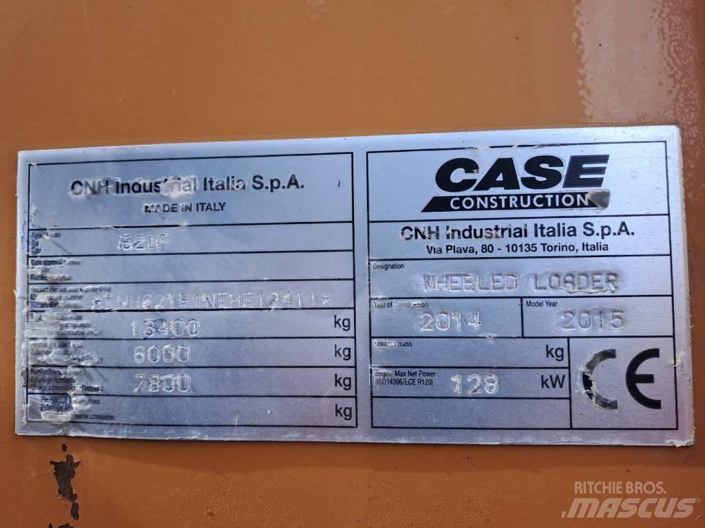 CASE 621 F XT Pale gommate