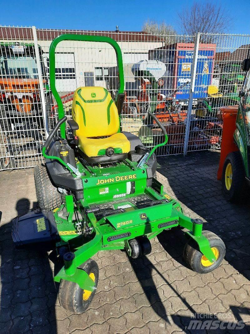 John Deere Z 740R Falciatrici