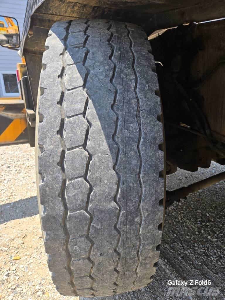 Kato SS500 Gru per terreni difficili