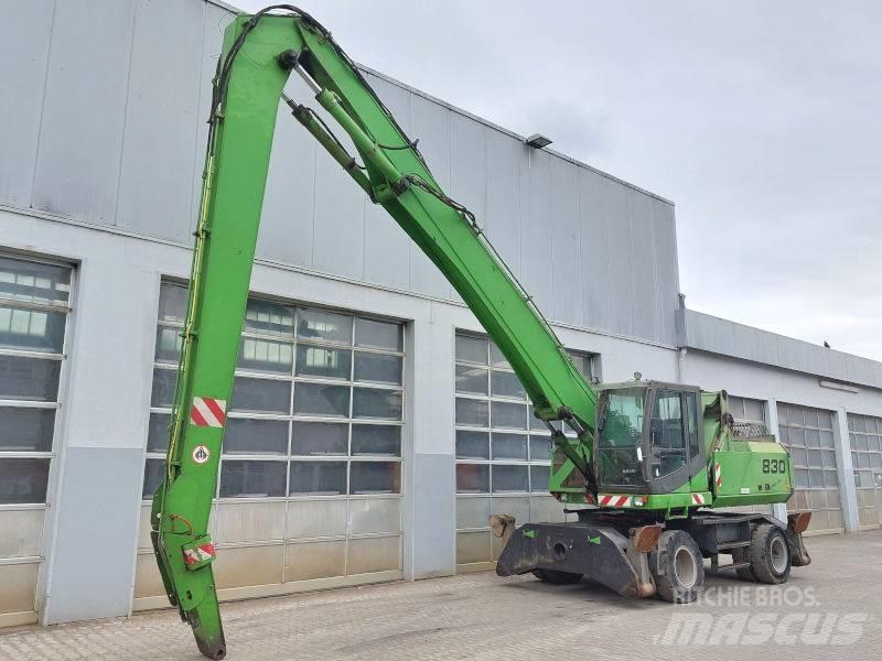 Sennebogen 830 Movimentazione rifiuti