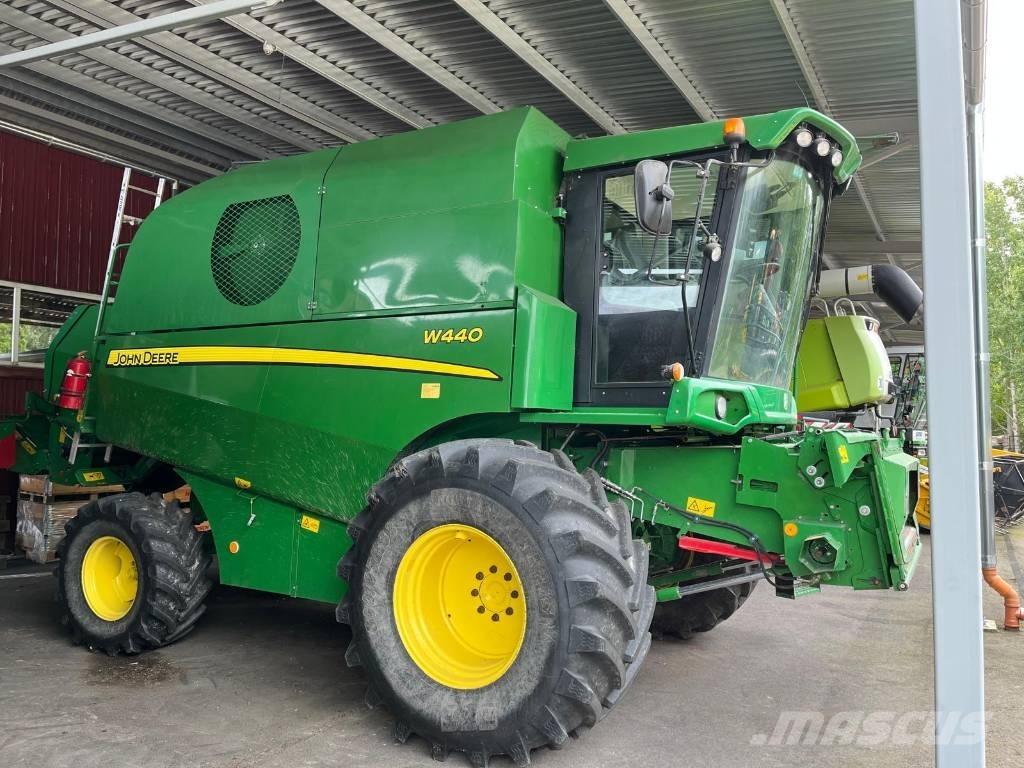 John Deere W 440 Mietitrebbiatrici