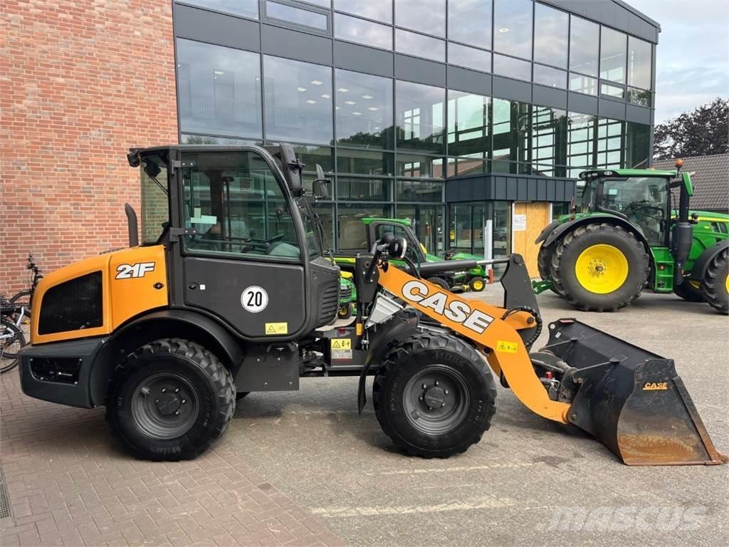 CASE 21F Pale gommate