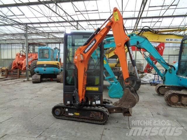 Doosan DX19 Miniescavatori