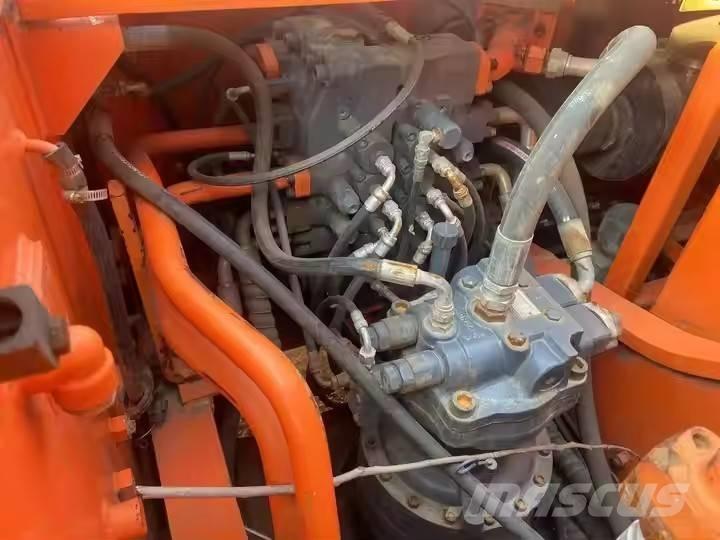Doosan DH 215-9E Escavatori cingolati
