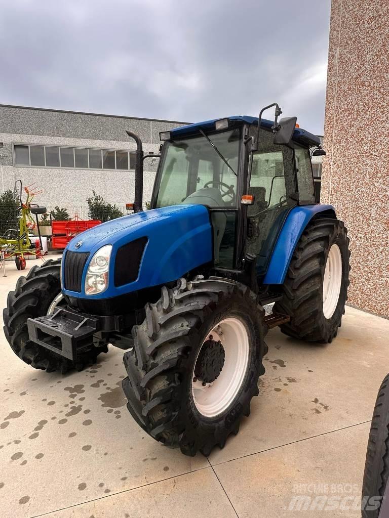 New Holland TL 100 Trattori