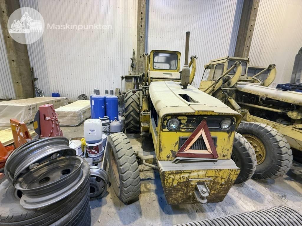 Volvo BM 218 Pale gommate