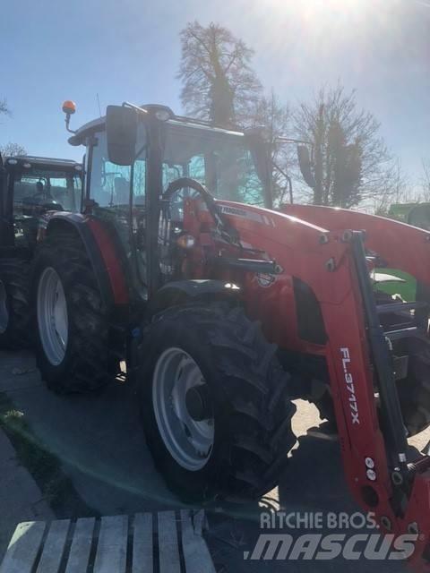 Massey Ferguson 5711 Trattori