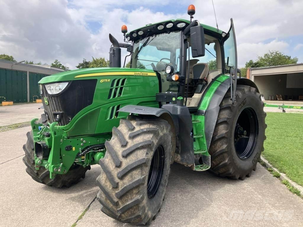 John Deere 6215R Trattori