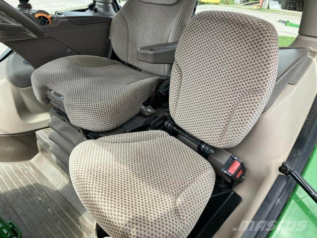 John Deere 6215R Trattori