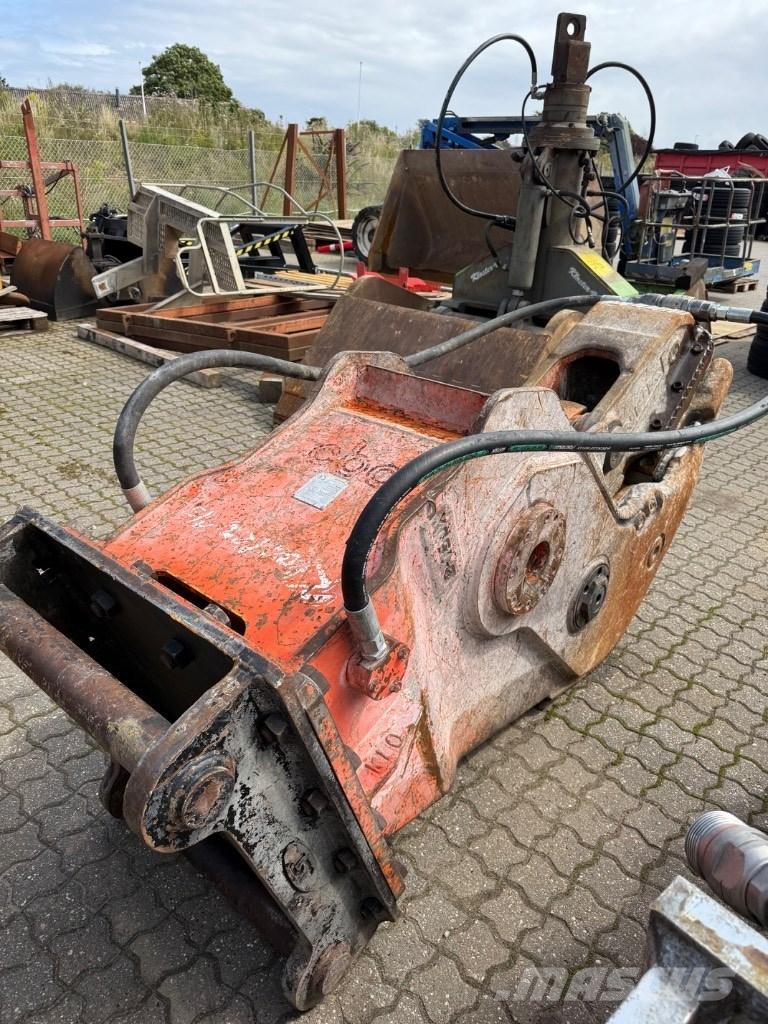 NPK G 18 J Frantumatori da cantiere