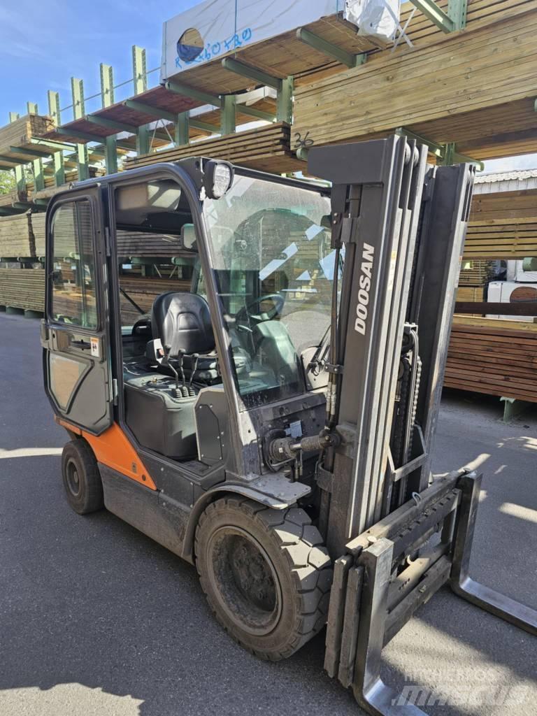 Daewoo Doosan D35C - 7 Carrelli elevatori diesel