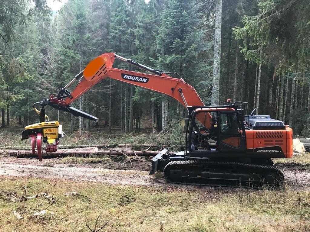 Doosan DX 235 NLC-5 Escavatori cingolati