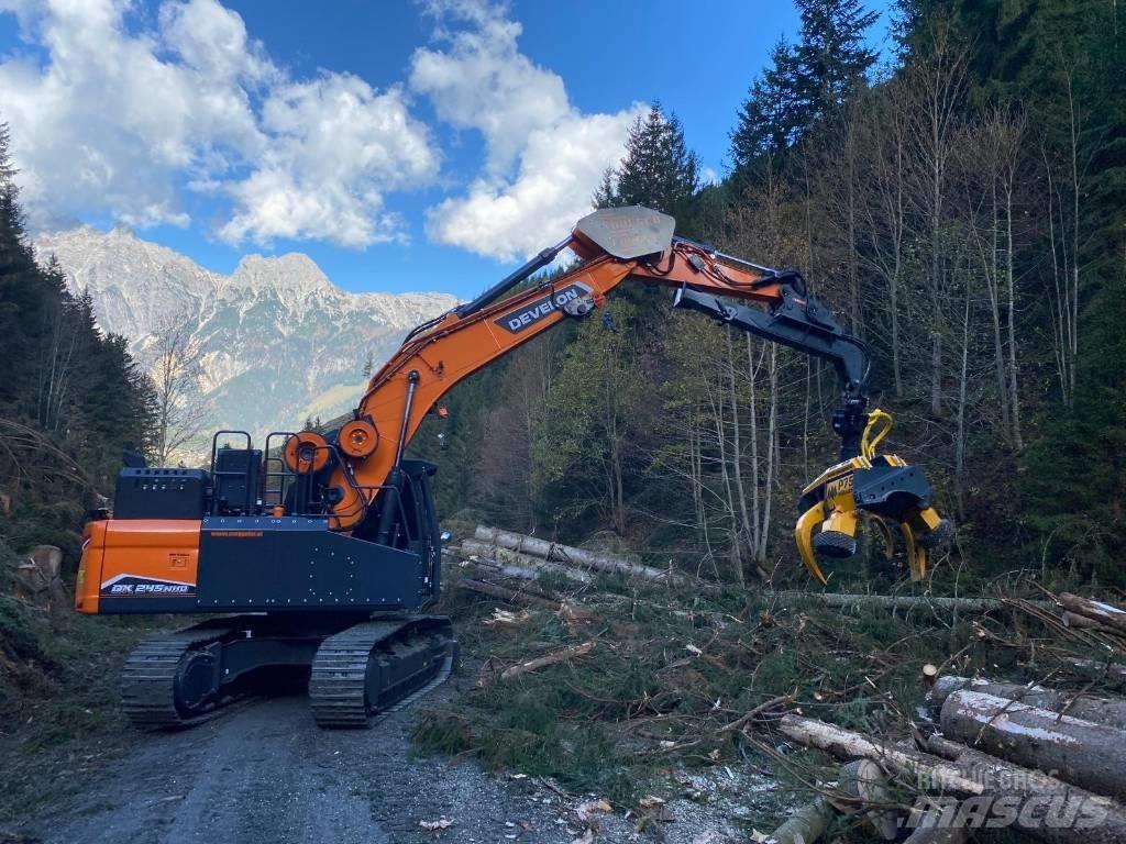 Doosan DX 235 NLC-5 Escavatori cingolati