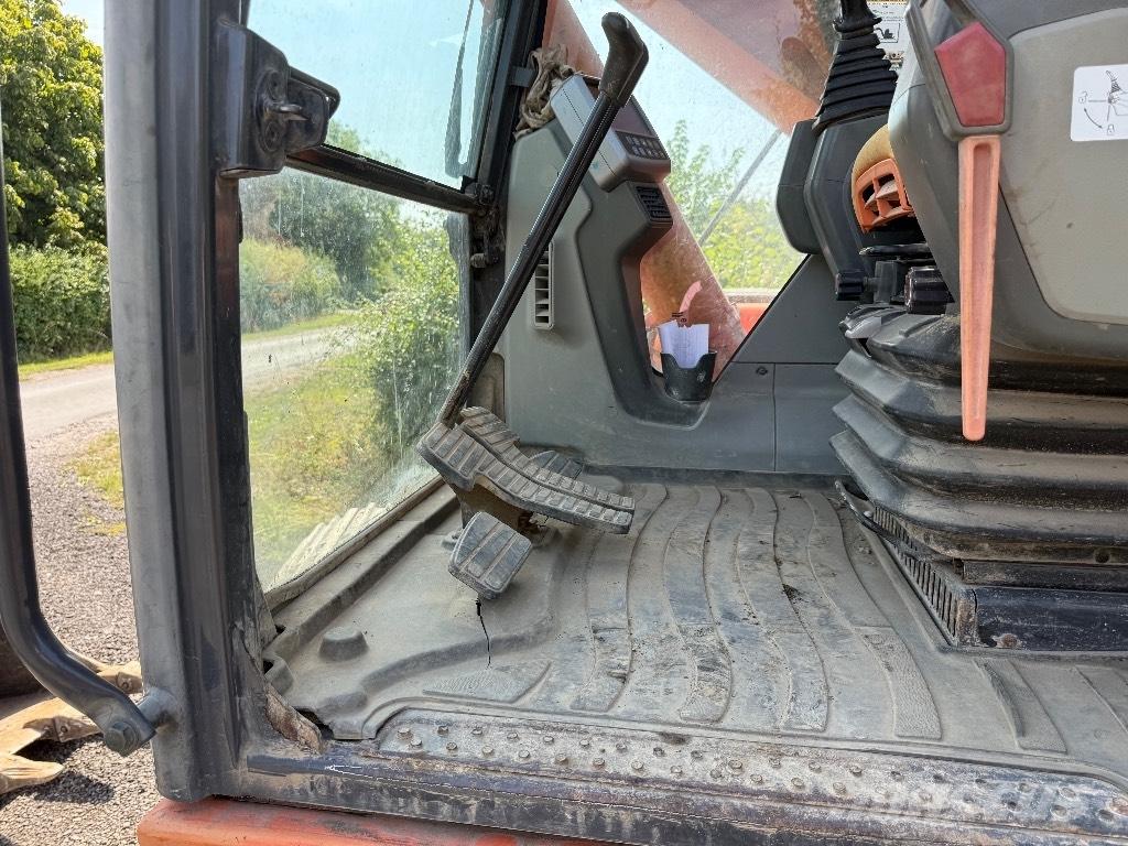 Doosan DX 225 LC Escavatori cingolati