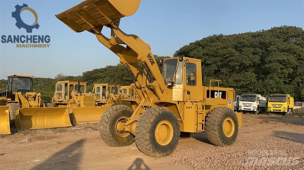 CAT 950 E Pale gommate