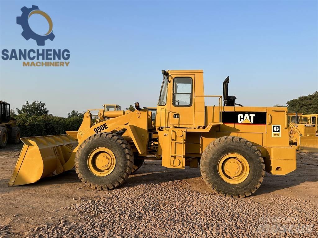 CAT 950 E Pale gommate