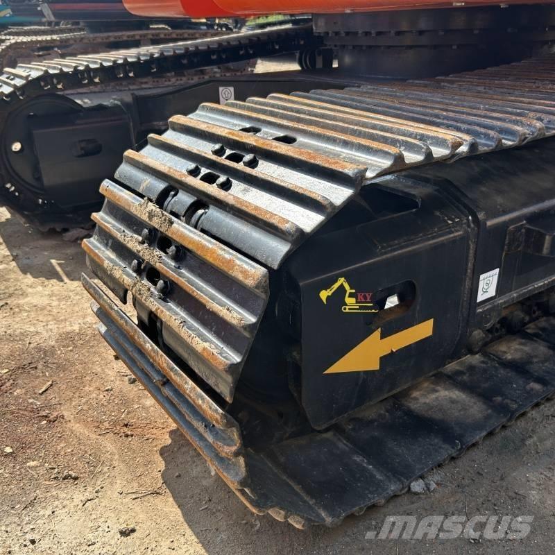 Doosan DX150 Escavatori cingolati