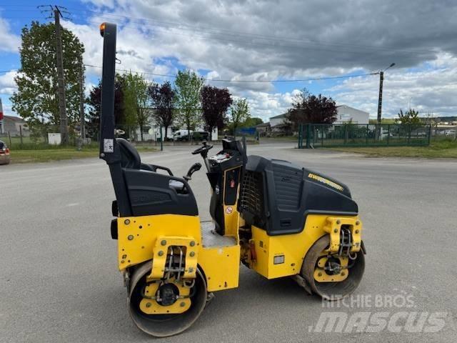 Bomag BW 100 AD M-5 Rulli a doppio tamburo