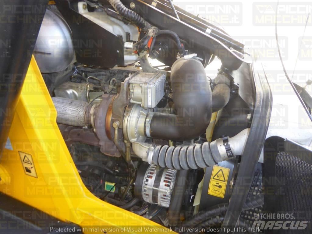 JCB 3CX Terne