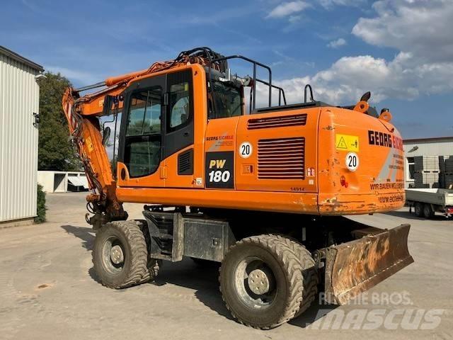 Komatsu PW 180-10 Escavatori gommati