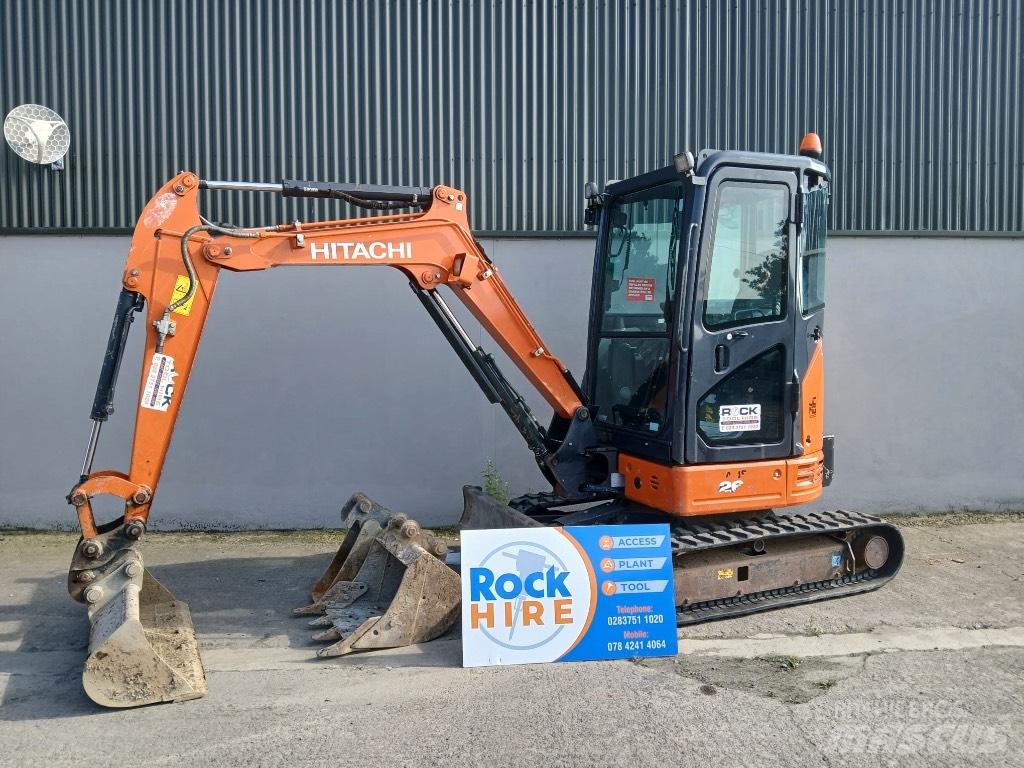 Hitachi Zaxis 26 U Miniescavatori