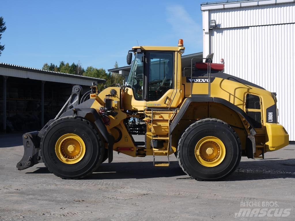 Volvo L 180 H Pale gommate