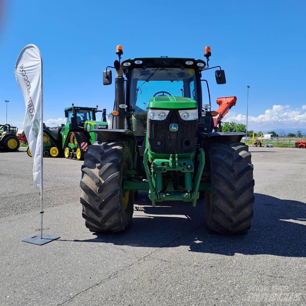 John Deere 6210 R Trattori