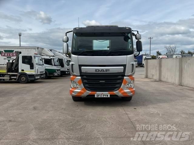 DAF CF 330 Autocarro pianale / argano