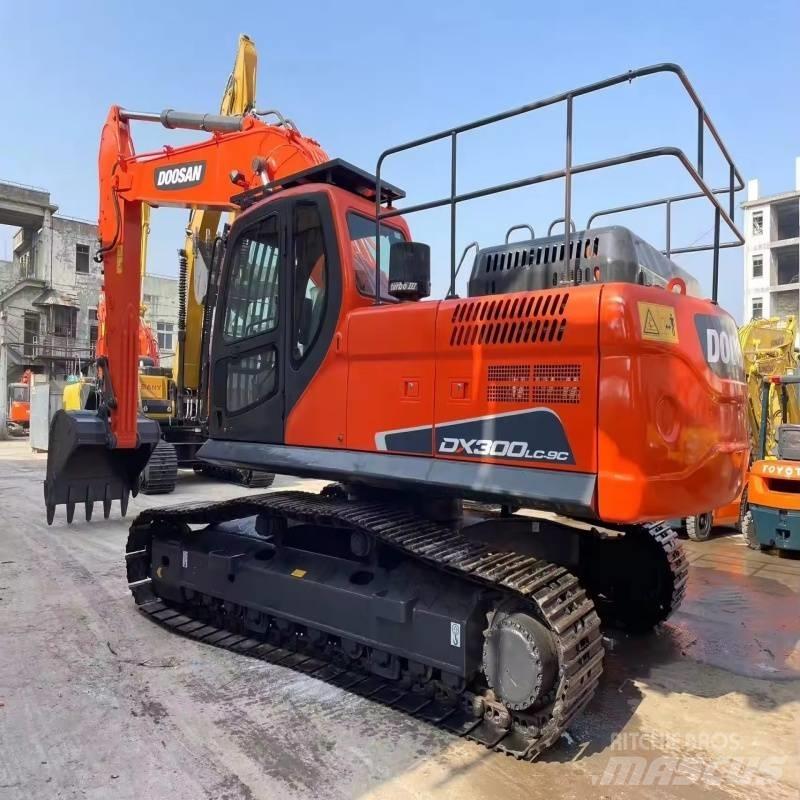 Doosan DX 300 LC-9C Escavatori cingolati