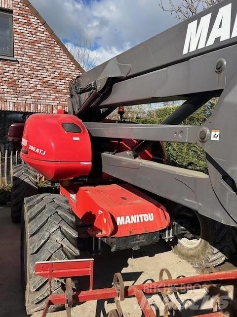 Manitou 200 ATJ Piattaforme a braccio articolato