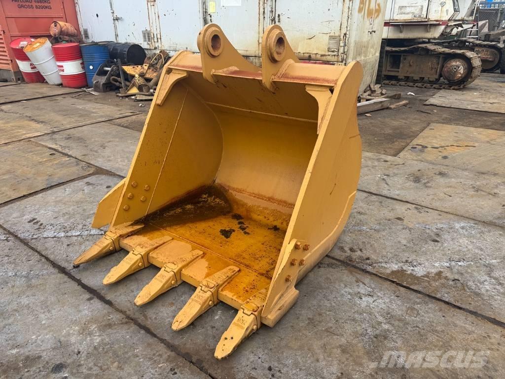 CAT 330 bucket Benne