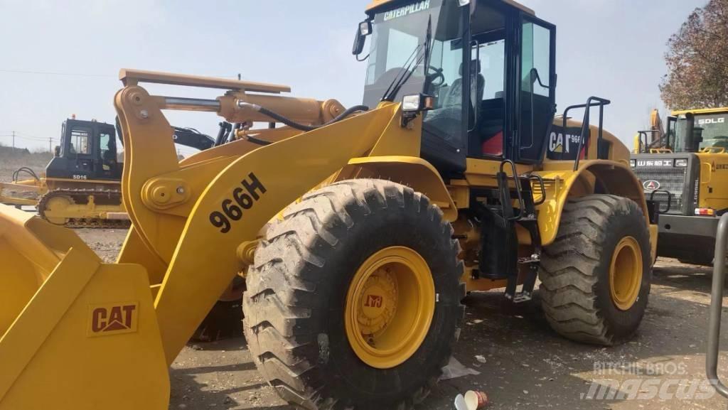 CAT 966 H Pale gommate