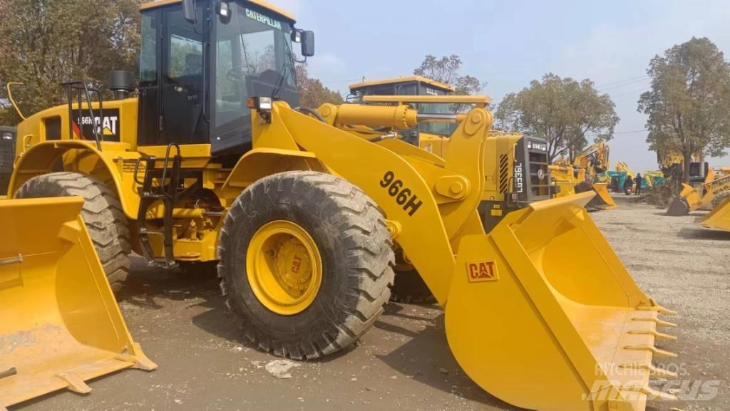 CAT 966 H Pale gommate