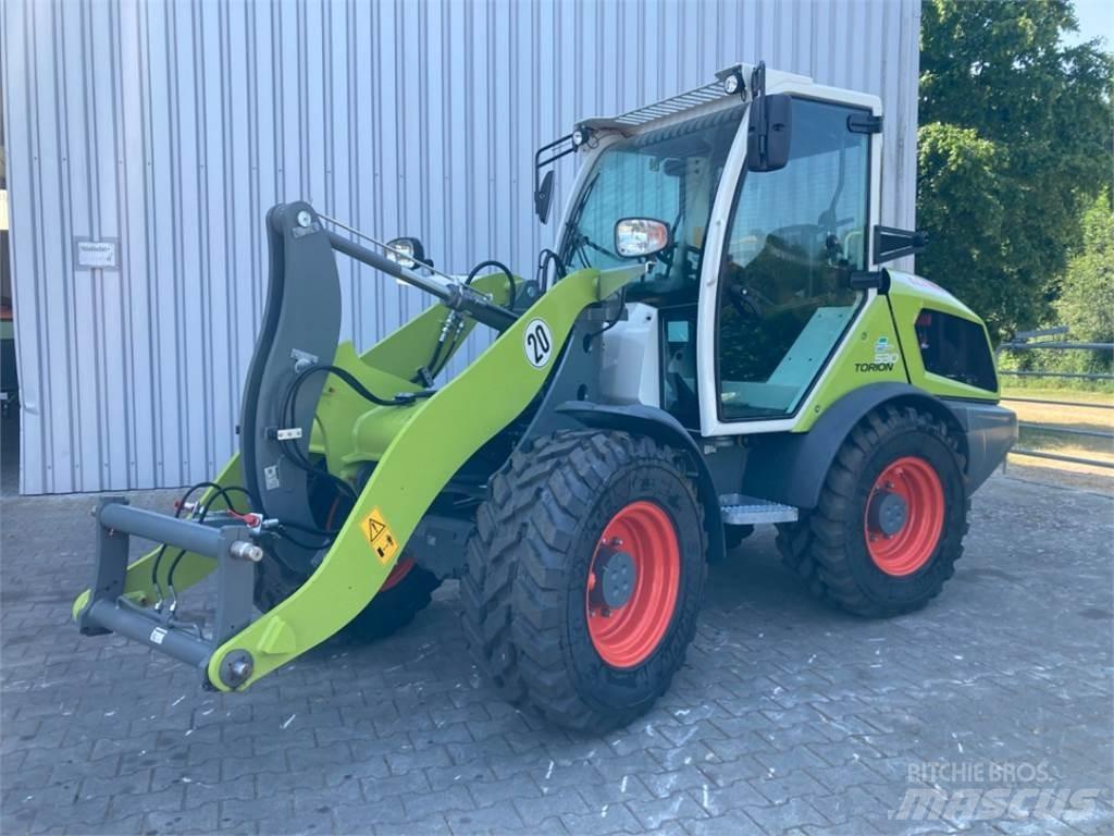 CLAAS Torion 530 Pale gommate