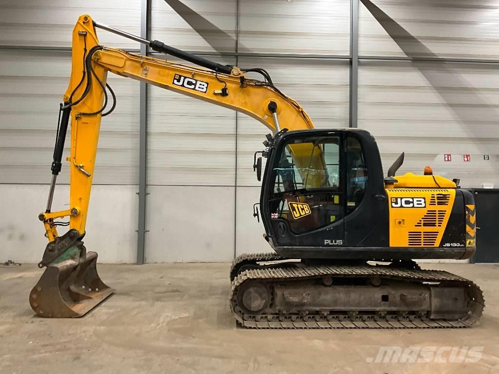 JCB JS 130 LC Escavatori cingolati