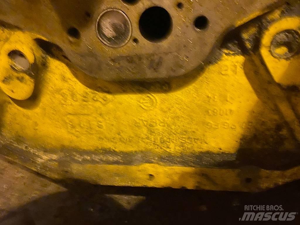Komatsu PC4000-6 Escavatori cingolati
