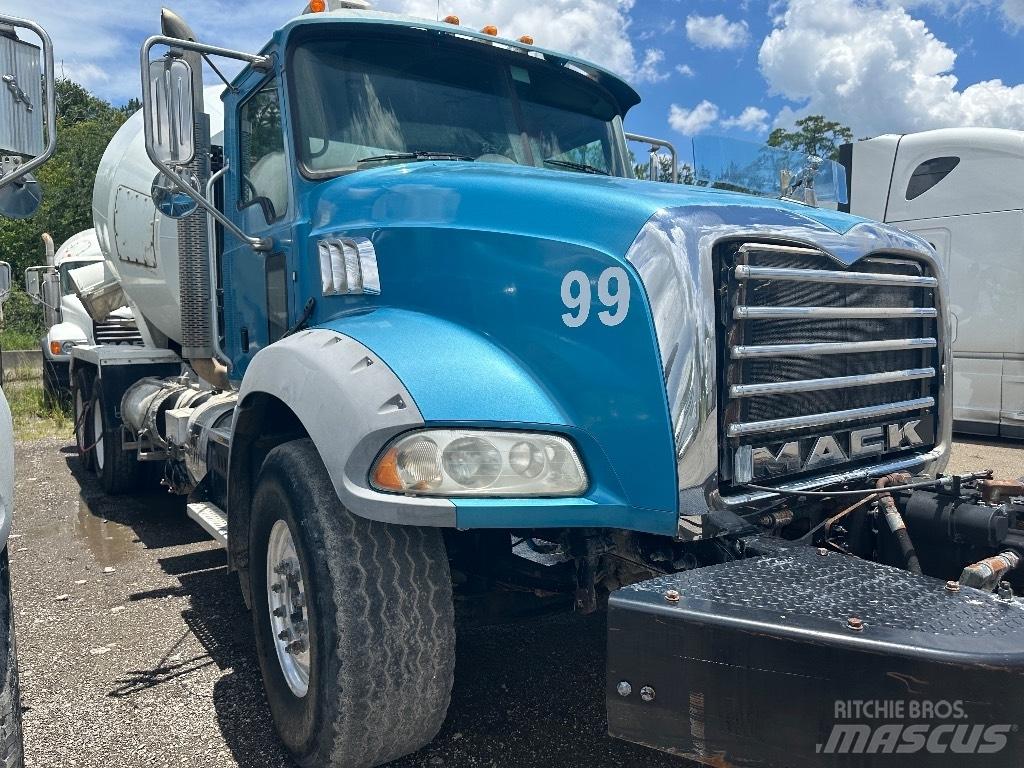 Mack GU 800 Camion altro